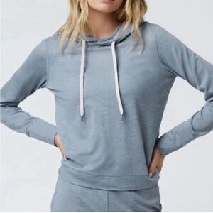 Vuori Halo Essential Hoodie (new, never worn!)